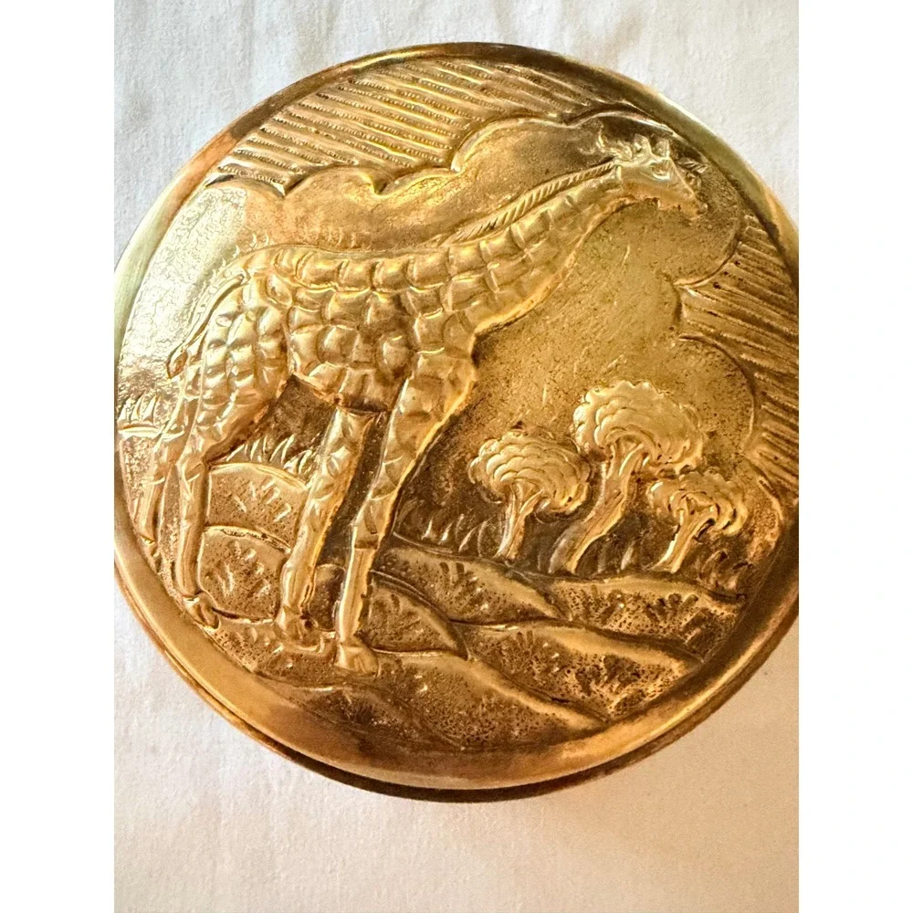 Unbranded Brass Trinket Box Unisex OS Gold Great Embossed Giraffe Safari India